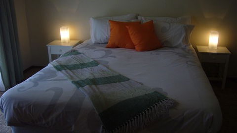 Serenity Views - Accommodation Main Beach 0