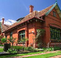 Buxton Manor - George Lowe Esquire Apartment - Accommodation Main Beach