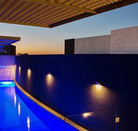 The Frames Ultra-Luxury Accommodation - Accommodation Main Beach