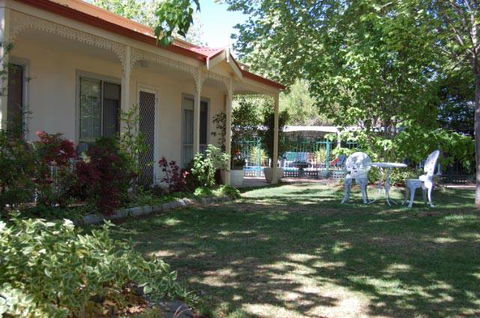 Aarinda Retreat - Accommodation Main Beach 5