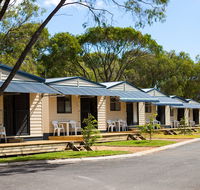 Amblin Holiday Park - Accommodation Main Beach