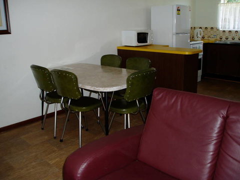 Augusta Escape - Accommodation Main Beach 3