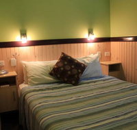 Aussie Outback Oasis Cabin  Van Village - Accommodation Main Beach