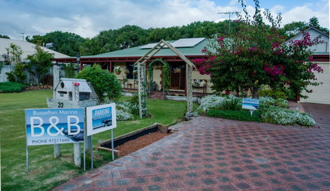 Busselton Marina Bed & Breakfast - Accommodation Main Beach 5