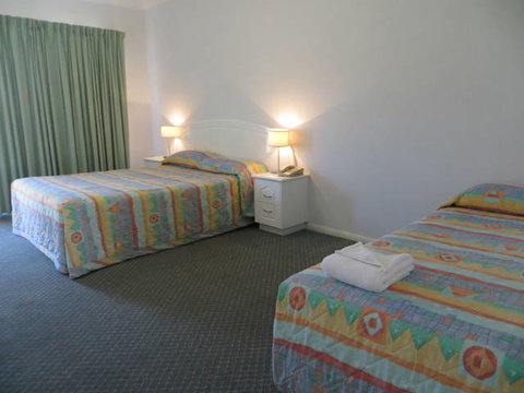 Charters Towers Heritage Lodge Motel - Accommodation Main Beach 4