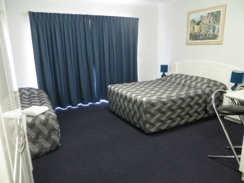 Charters Towers Heritage Lodge Motel - Accommodation Main Beach 5