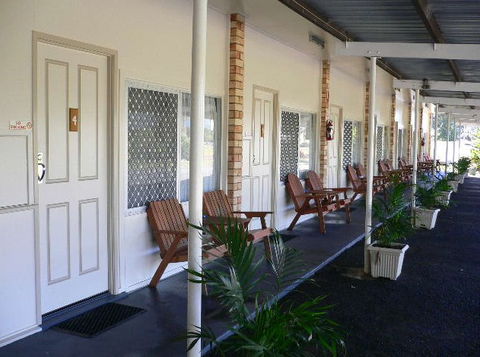Chinchilla Motel - Accommodation Main Beach 3