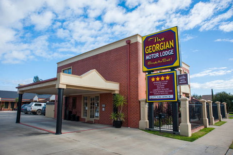 Georgian Motor Lodge - Accommodation Main Beach 1