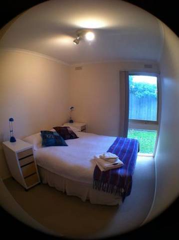 Gleneagles - Accommodation Main Beach 2