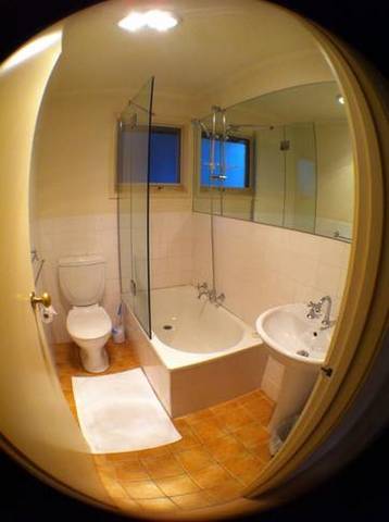 Gleneagles - Accommodation Main Beach 3