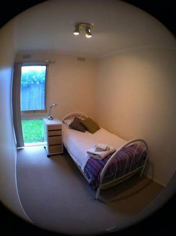 Gleneagles - Accommodation Main Beach 4