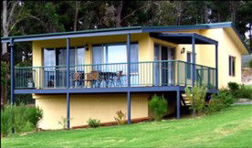 Kalaru Lodge Cottages - Accommodation Main Beach 1