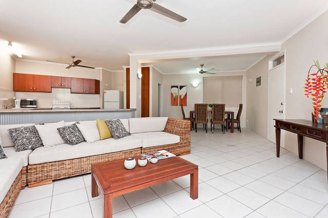 Nightcliff NT Accommodation Main Beach