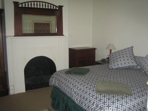 Limestone View (Naracoorte Cottages) - Accommodation Main Beach 1