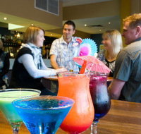 Loxton Hotel - Accommodation Main Beach