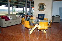 Owl Head Lodge - Accommodation Main Beach 0