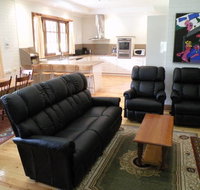 Pinkerton Hill Naracoorte Cottages - Accommodation Main Beach