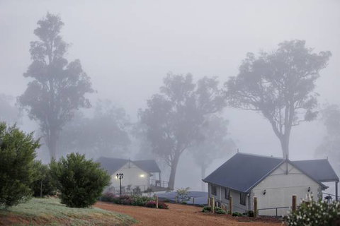 Scarlet Woods Chalet - Accommodation Main Beach 1