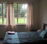 Southport Hotel  Caravan Park - Accommodation Main Beach