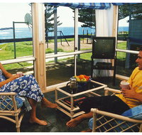 Surf Beach Holiday Park - Accommodation Main Beach