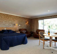 Hermitage Campbelltown - Accommodation Main Beach