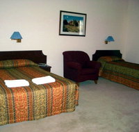 The Kidman Wayside Inn - Accommodation Main Beach