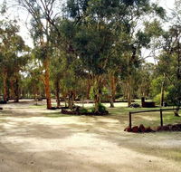 Toodyay Holiday Park  Chalets - Accommodation Main Beach