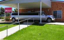 Railway Hotel Condobolin - Condobolin - Accommodation Main Beach 0
