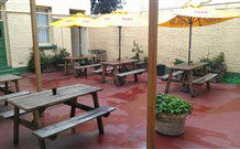 Royal Mail Hotel Braidwood - Braidwood - Accommodation Main Beach 3