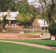 Mundaring Weir Hotel - Accommodation Main Beach