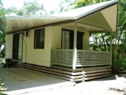 Pinnacle Village Holiday Park - Accommodation Main Beach 2