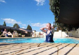 Zig Zag Motel - Accommodation Main Beach 0