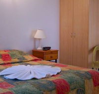 Cambridge Hotel Motel - Accommodation Main Beach