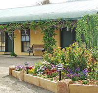 Omeo Motel - Accommodation Main Beach