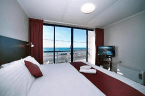  Accommodation Main Beach