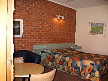 Footscray Motor Inn And Serviced Apartments - Accommodation Main Beach 2