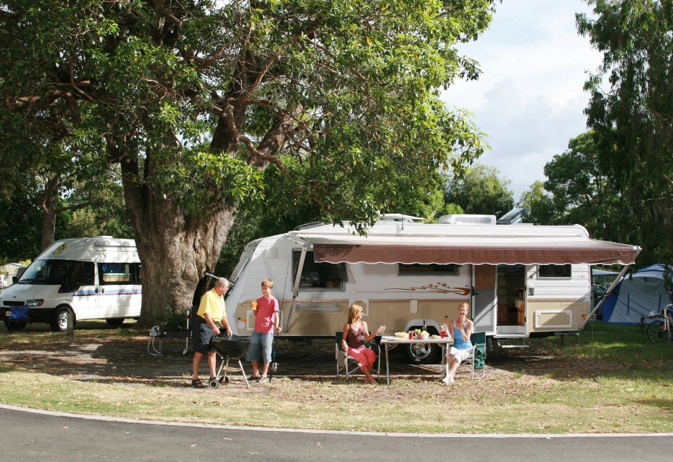 Norwell QLD Accommodation Main Beach