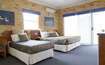 Yamba Beach Motel - Yamba - Accommodation Main Beach 3