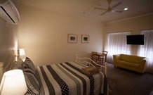 Millies Guesthouse And Serviced Apartments - - Accommodation Main Beach 0