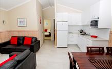 Oakbourne Cottage, Gingers Creek - Accommodation Main Beach 4