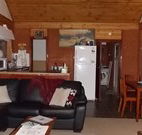 Pinegrove Cottage - Accommodation Main Beach
