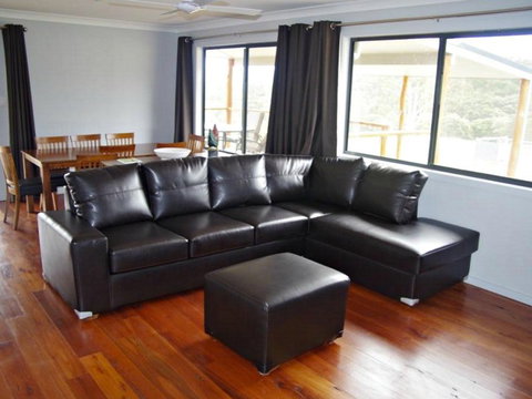 Ewetopia Farm - Accommodation Main Beach 0