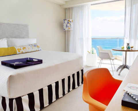 QT Gold Coast - Accommodation Main Beach 2