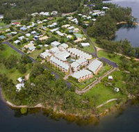 Tinaroo Lake Resort - Accommodation Main Beach