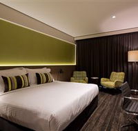 Glen Hotel and Suites - Accommodation Main Beach