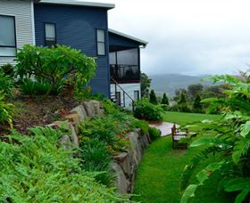 The Mountain View Retreat - Accommodation Main Beach 2