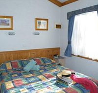 Lake Hamilton Motor Village and Caravan Park - Accommodation Main Beach