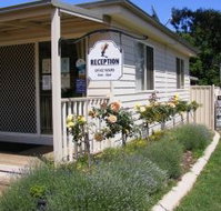 Fossickers' Tourist Park - Accommodation Main Beach