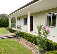 Highfields Country Cottages - Accommodation Main Beach