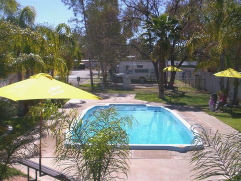 Stuart Caravan And Cabin Tourist Park - Accommodation Main Beach 2